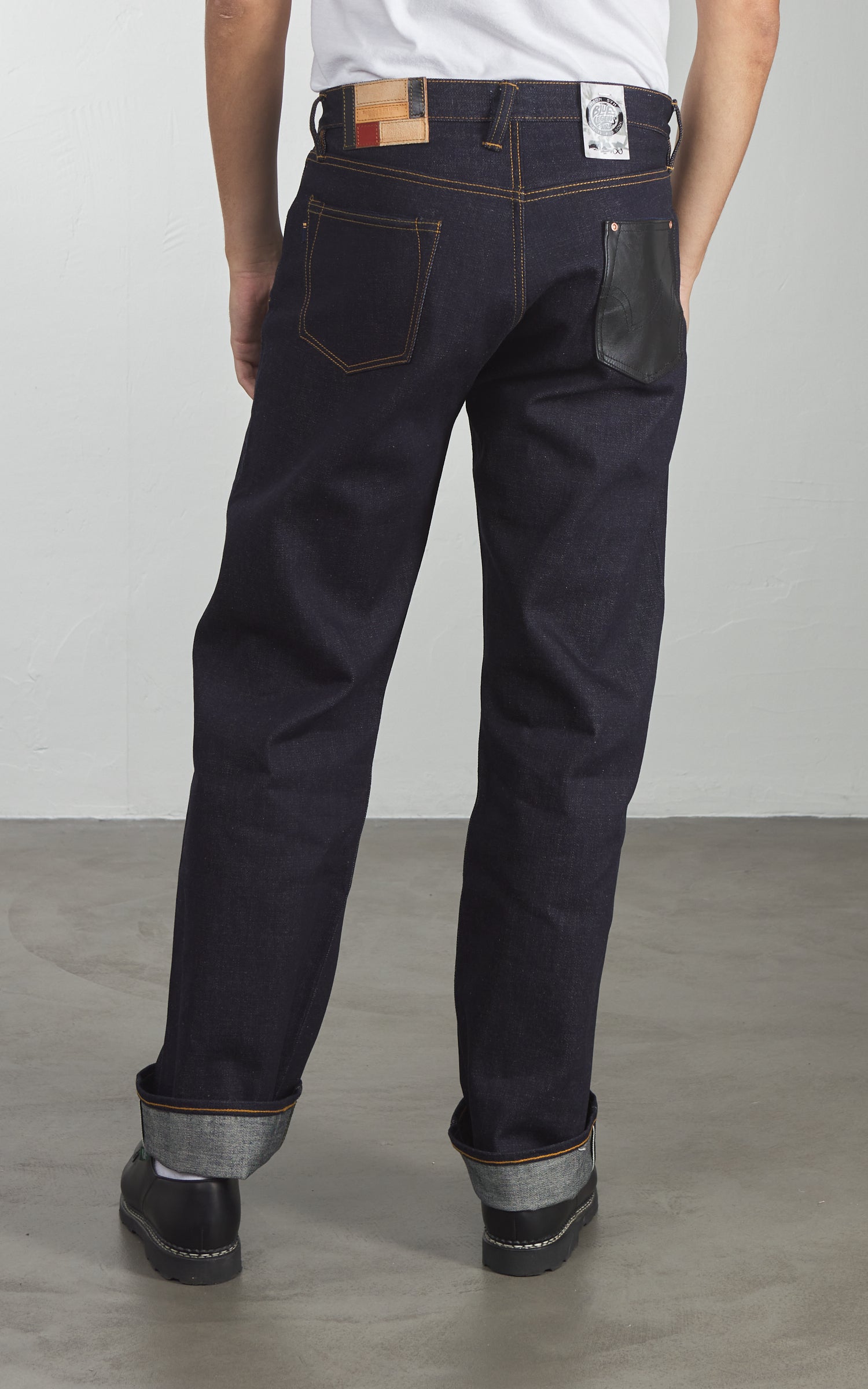 NBDN x CARNIVORES SOUL x SYH LEATHER GOODS The Blue Legends 03