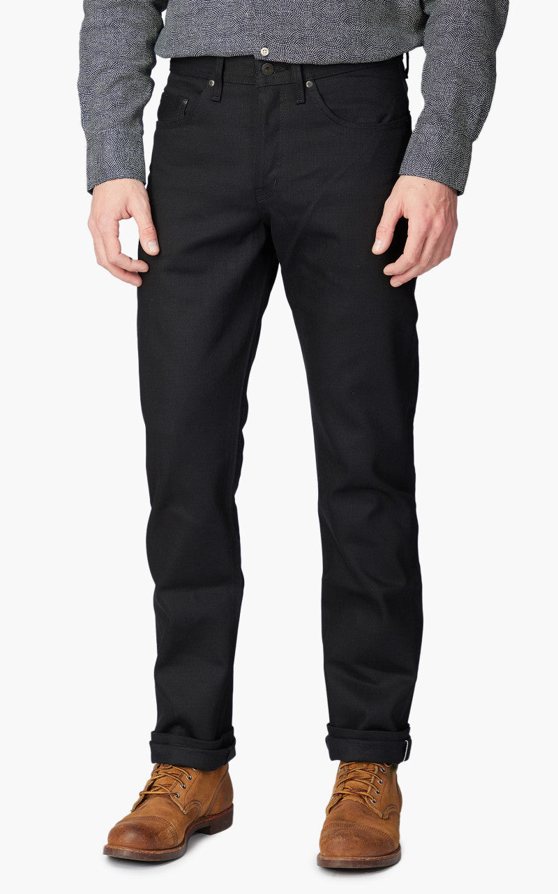 Naked & Famous Denim Weird Guy Solid Black Selvedge Black 13oz