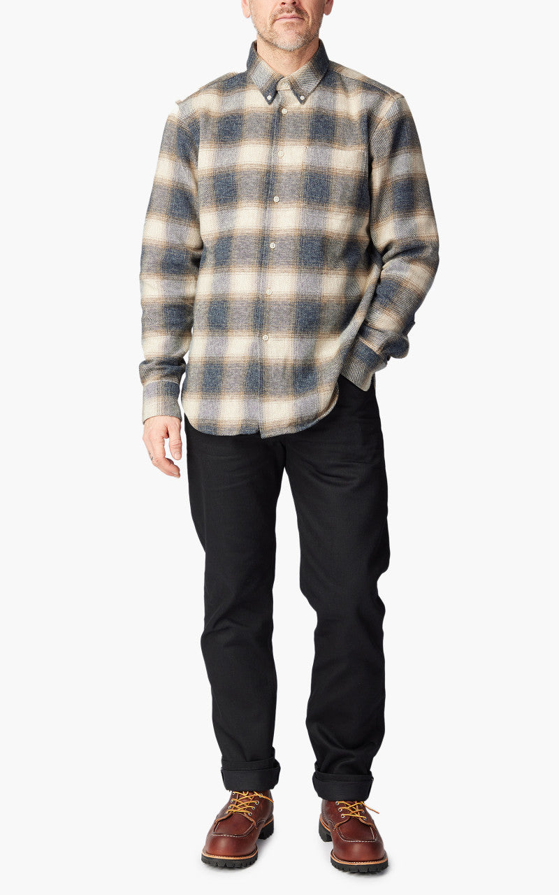 Naked & Famous Denim Easy Guy Solid Black Selvedge Black 13oz