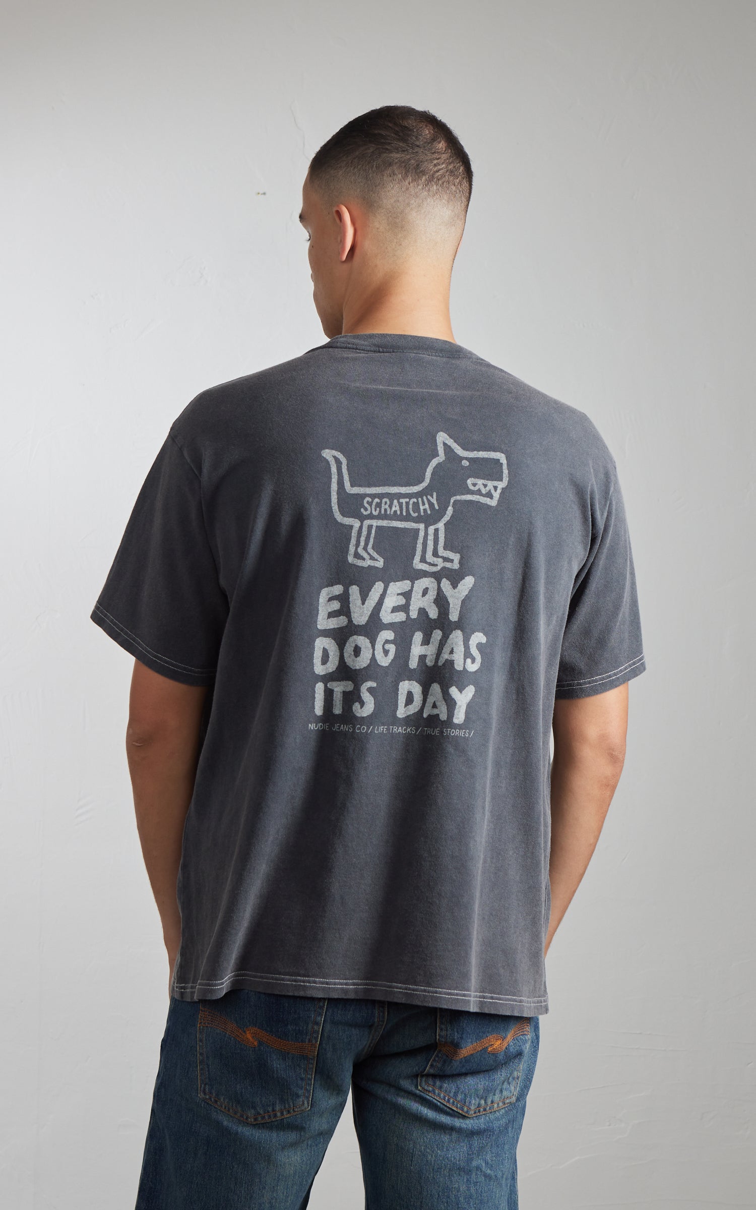 Nudie Jeans Koffe Scratched Tracks T-Shirt Antracite