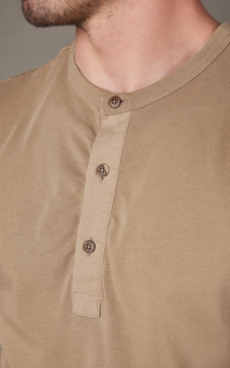 Pike Brothers 1927 Henley Shirt Short Sleeve Mojave Beige