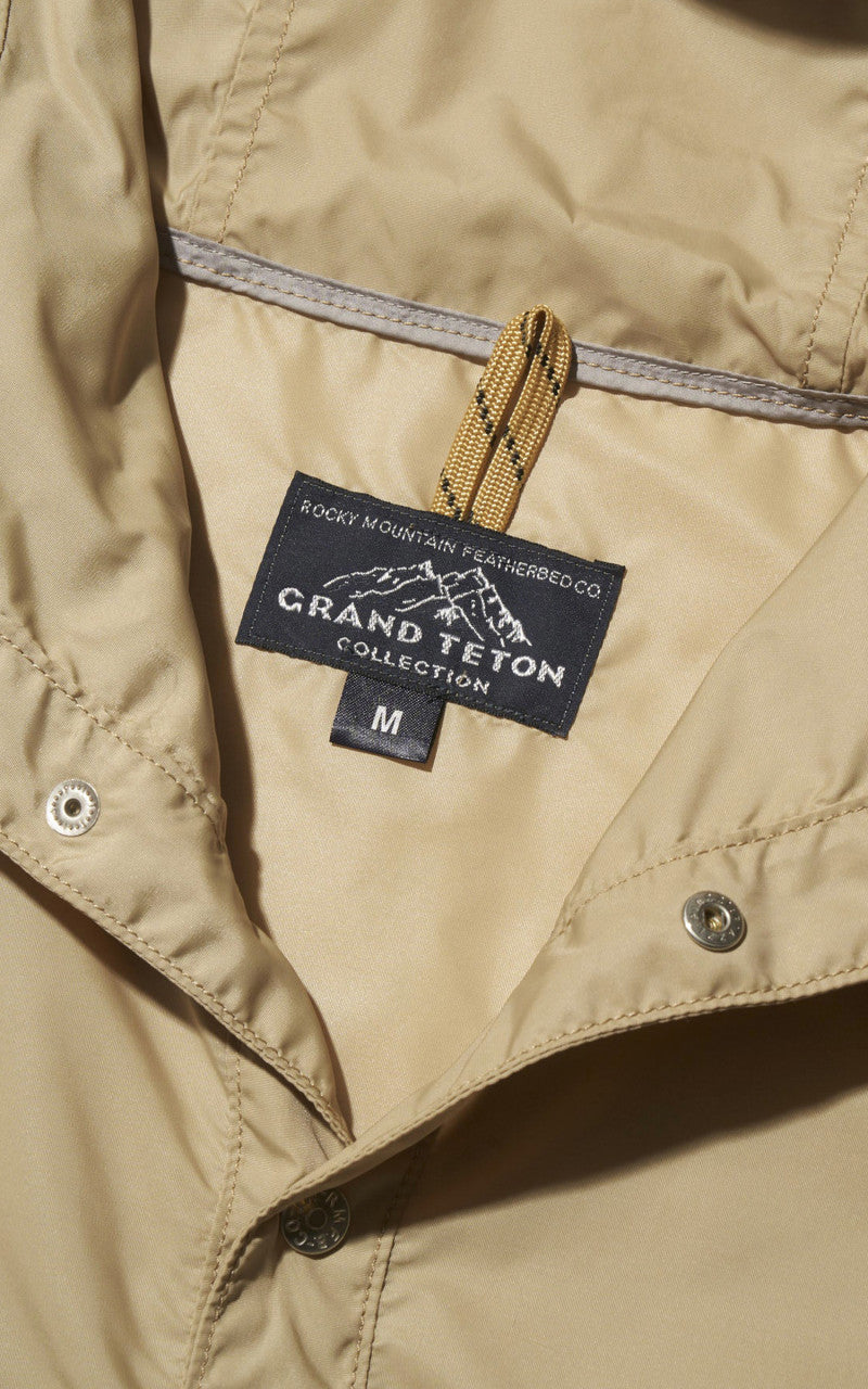 Rocky Mountain Featherbed Wind Pull-Parka Classic Taffeta Tan