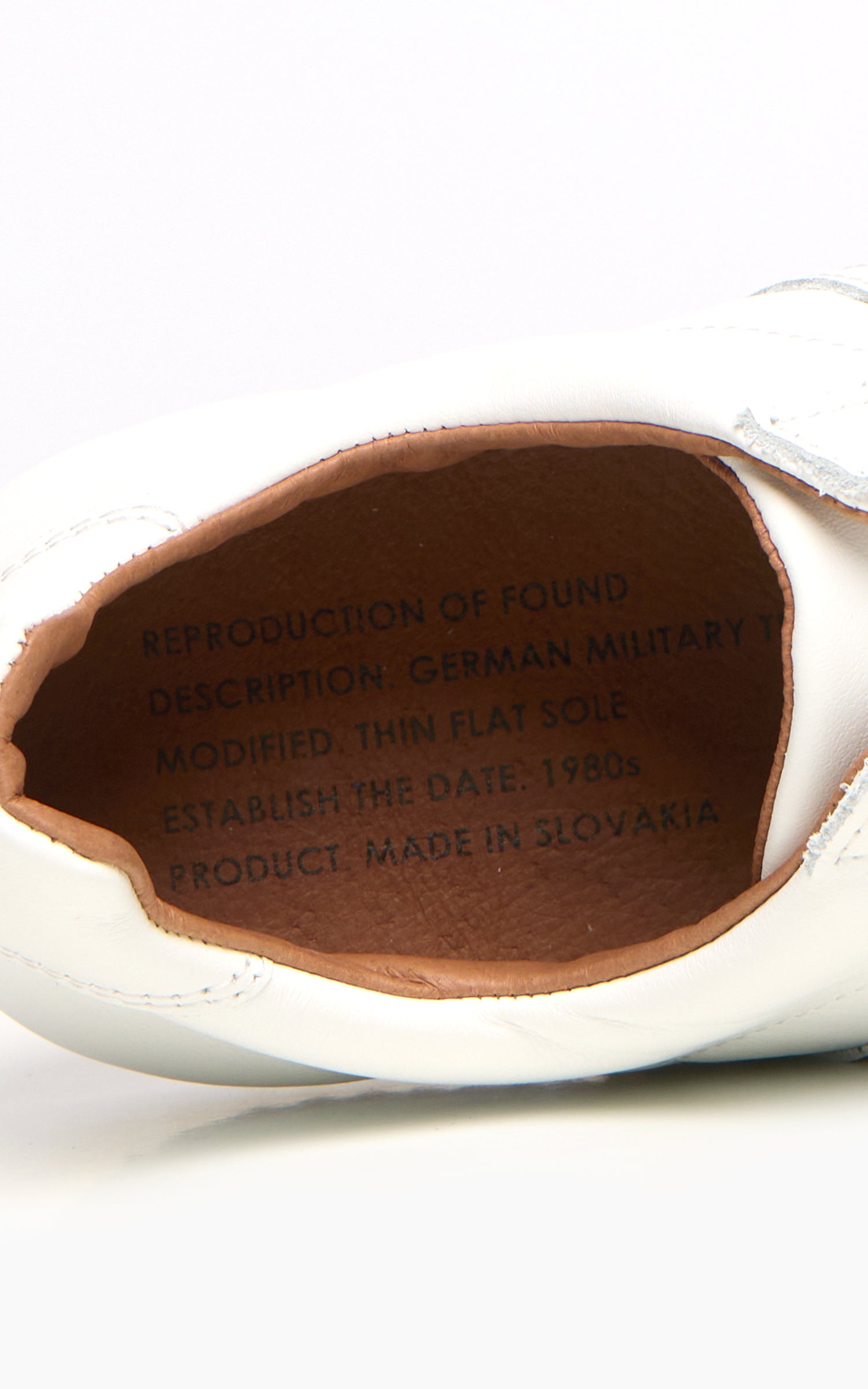 Reproduction Of Found 1714L German Military Trainer White