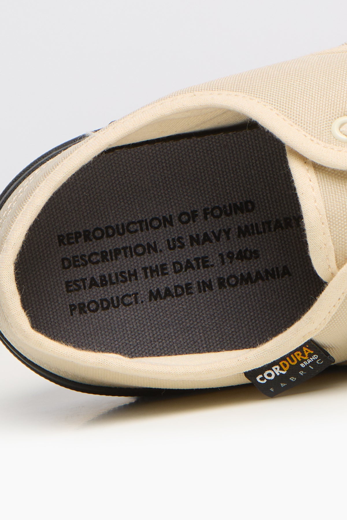 Reproduction Of Found 5851C U.S. Navy Military Trainer Natural/Black