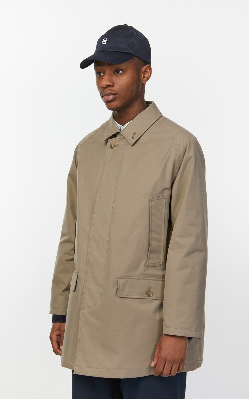 Nanamica 2L GORE-TEX Short Soutien Collar Coat Beige