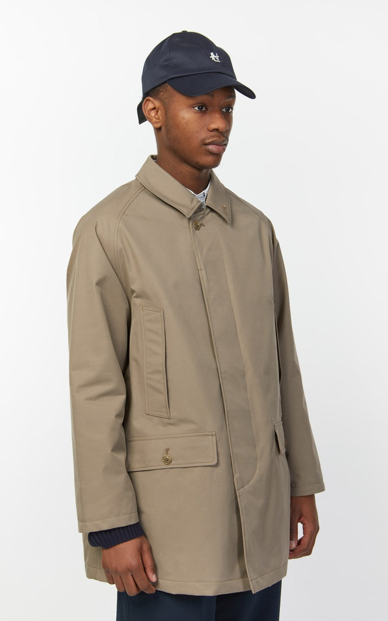 Nanamica 2L GORE-TEX Short Soutien Collar Coat Beige