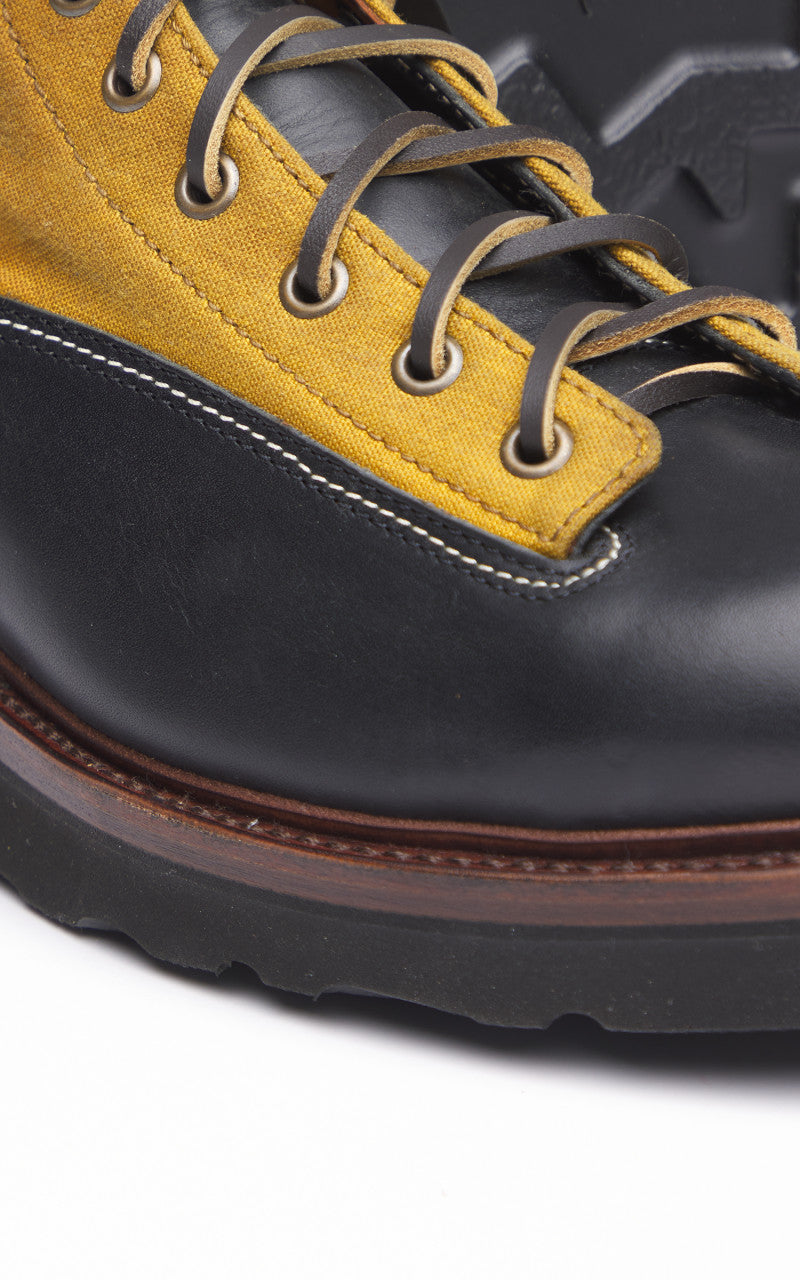 Sandmann Prisoner Boots Black Waxed Gold