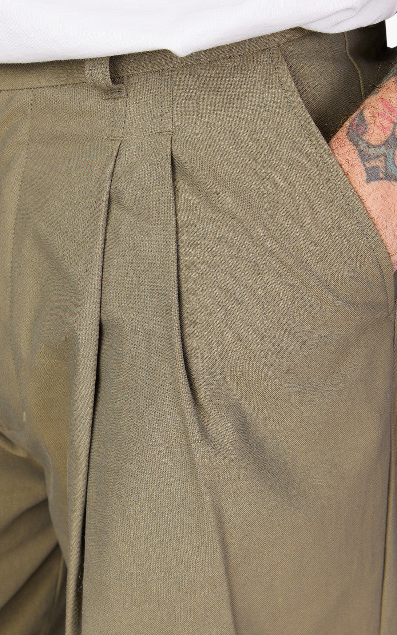 Still By Hand Deep Tuck Pressed Pant Olive