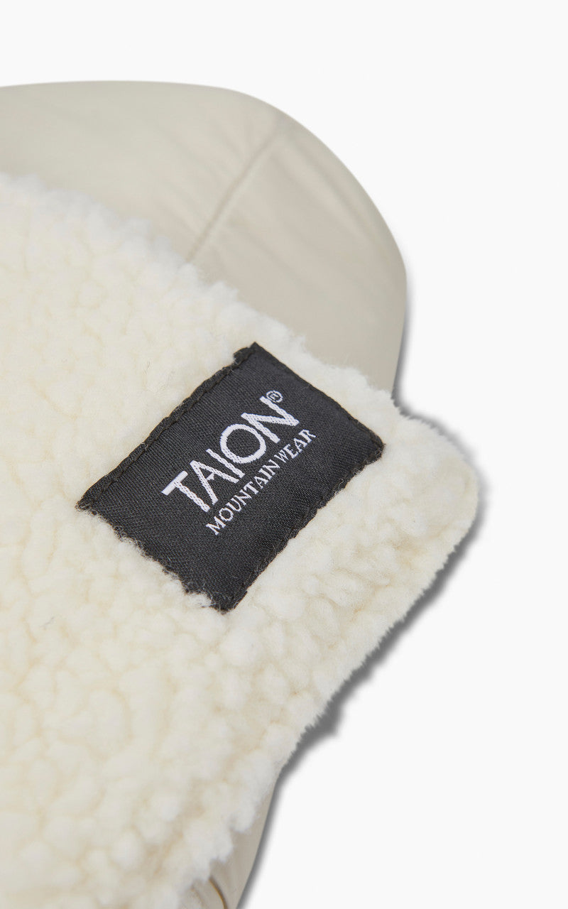 Taion Mountain Reversible Down x Boa Muffler Ice Grey/Ivory