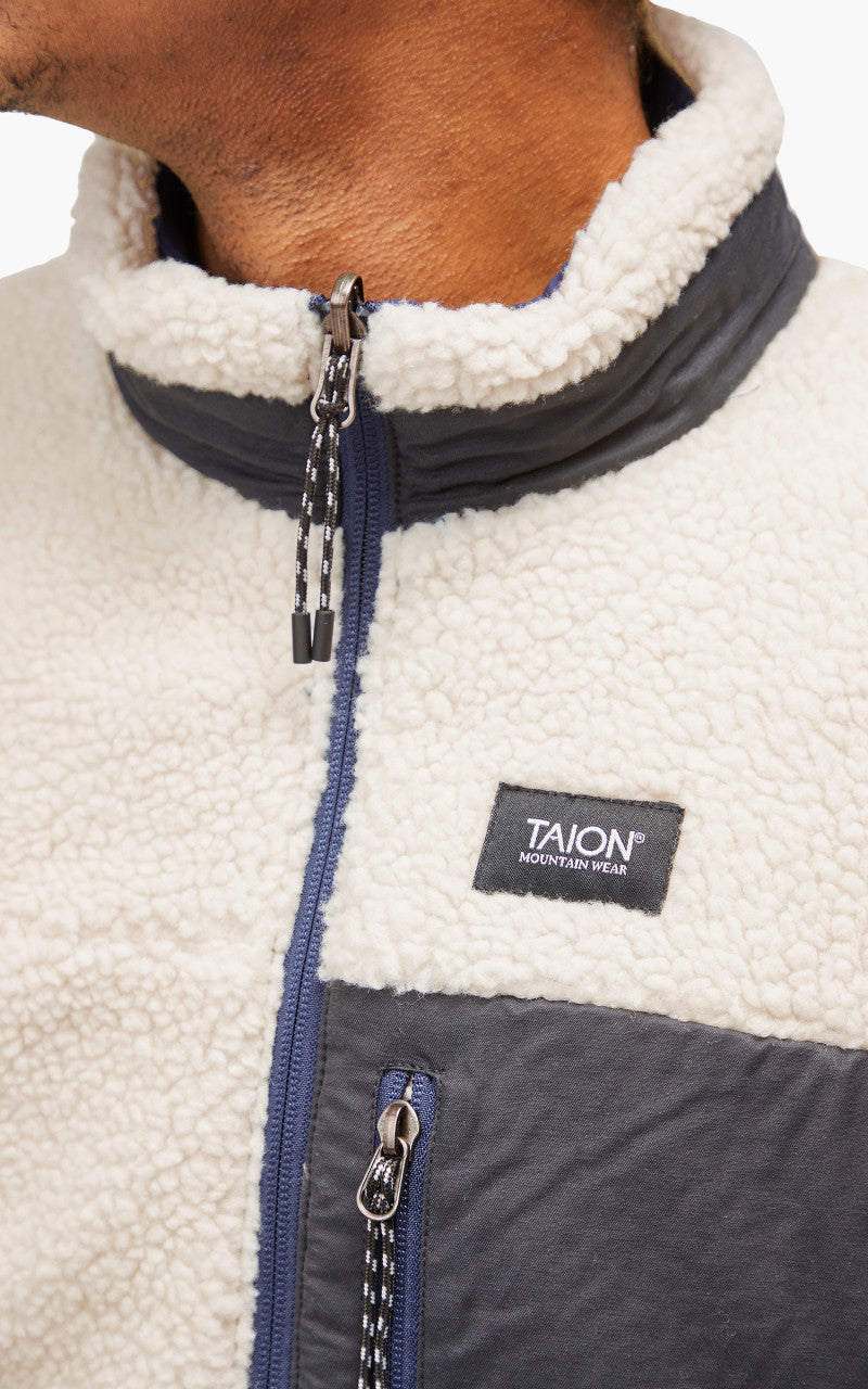 Taion Mountain Reversible Down x Boa Jacket Navy/Ivory