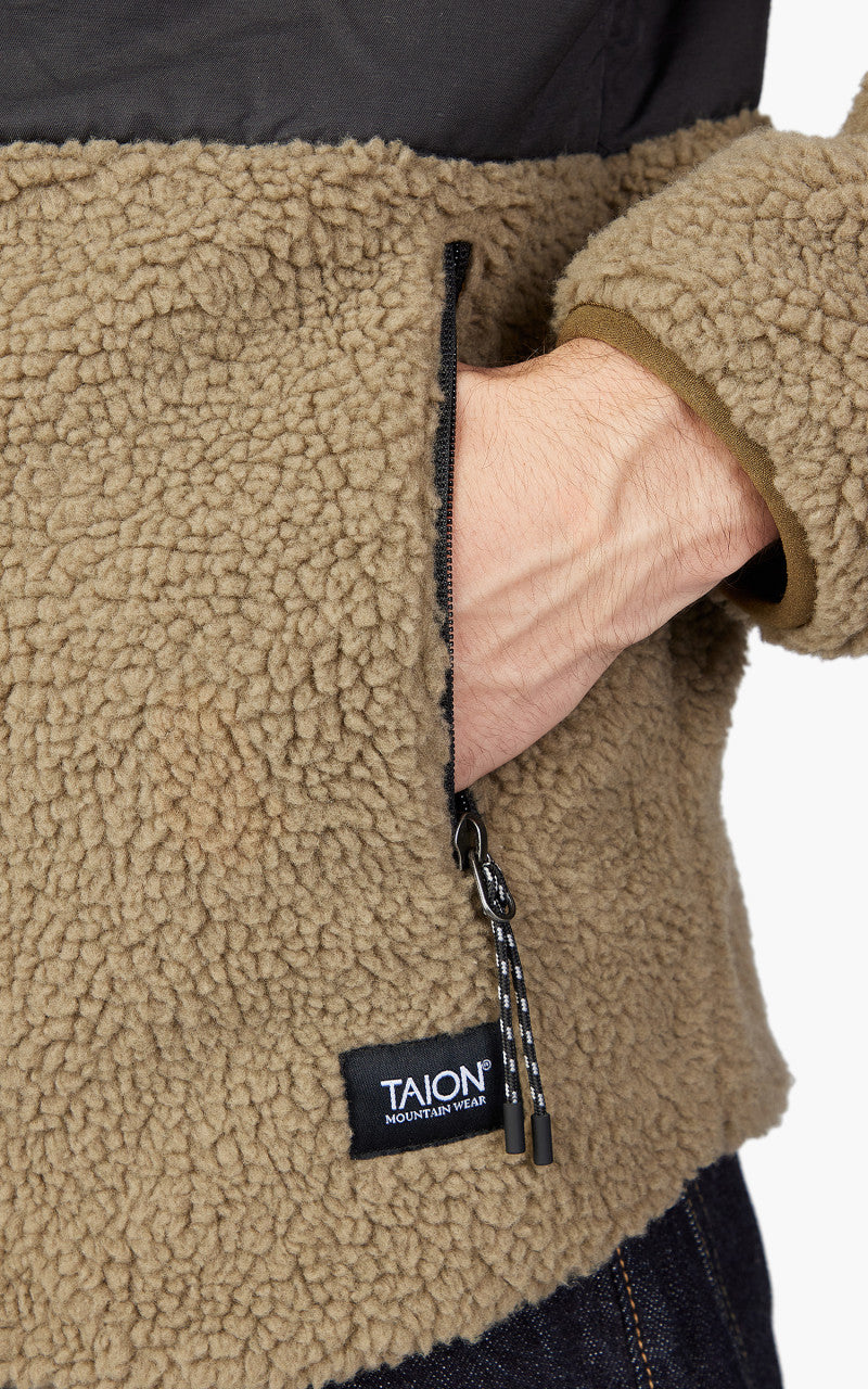 Taion Reversible Mountain Down Jacket Olive/Black Beige