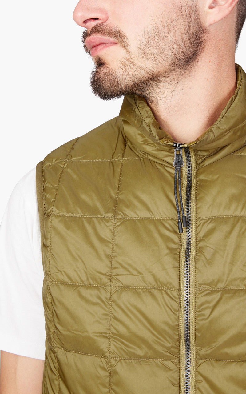 Taion HI-Neck Zip Down Vest Beige