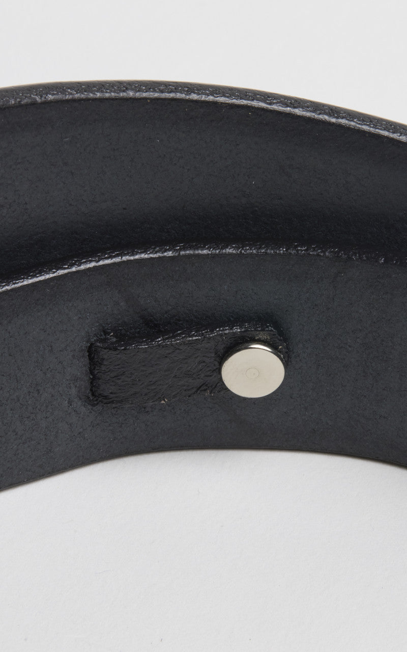 Tory Leather Bridle Leather Hoof Pick Belt Black