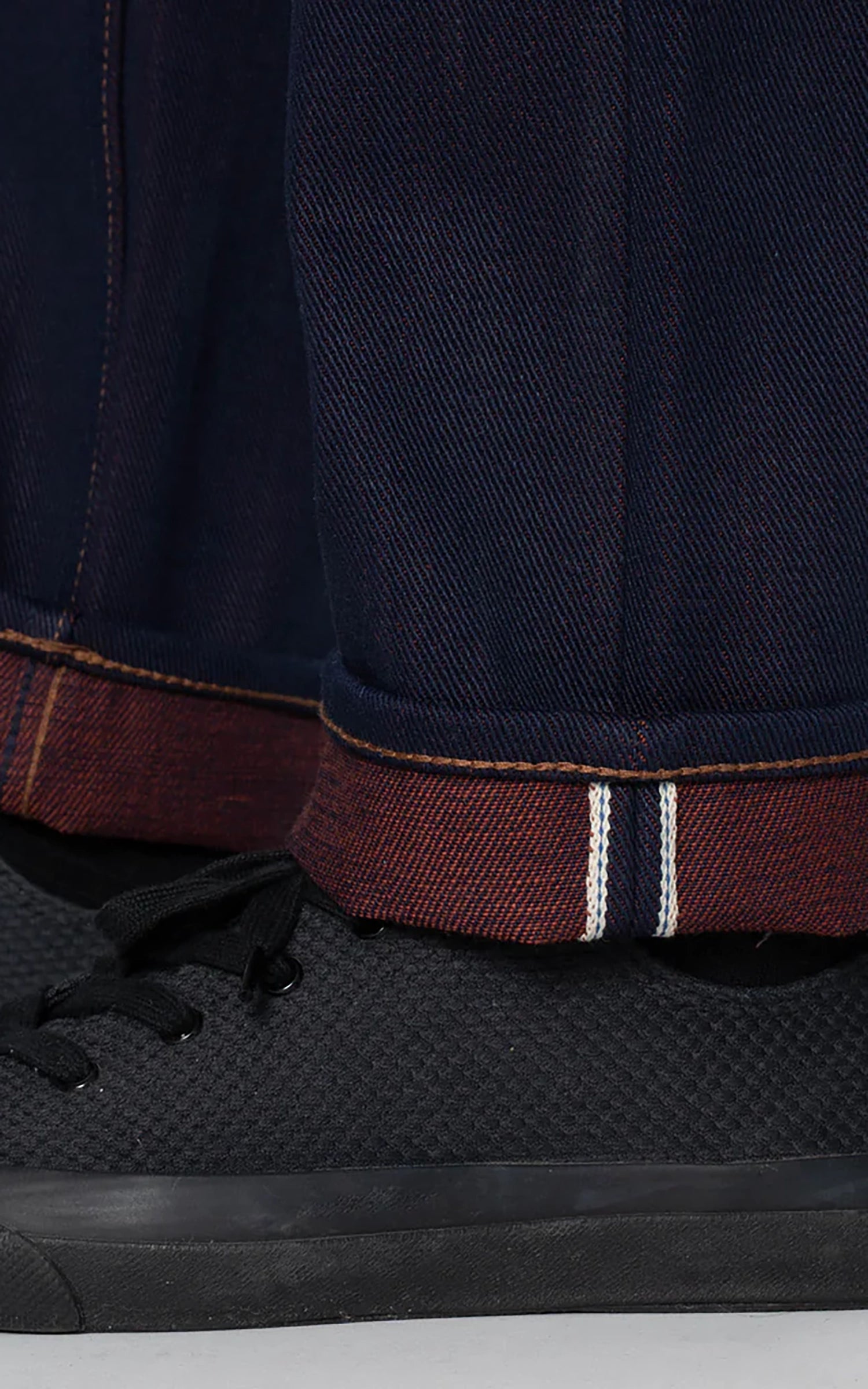 UB291 Tapered Fit Heavyweight Indigo Warp/Red Weft Raw Selvedge Indigo 21oz