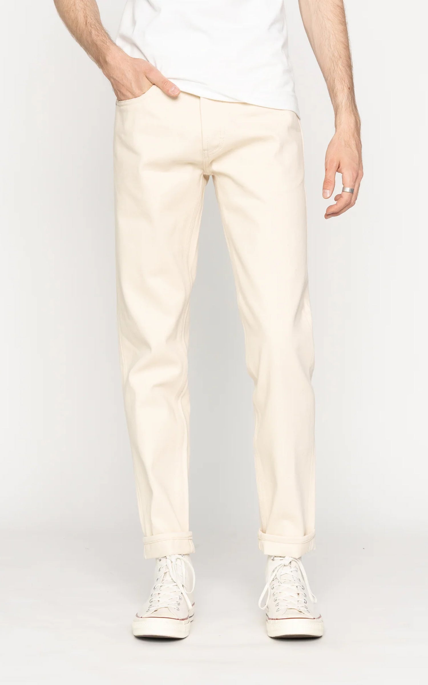 The Unbranded Brand UB697 Relaxed Tapered Fit Selvedge Ecru 13.5oz