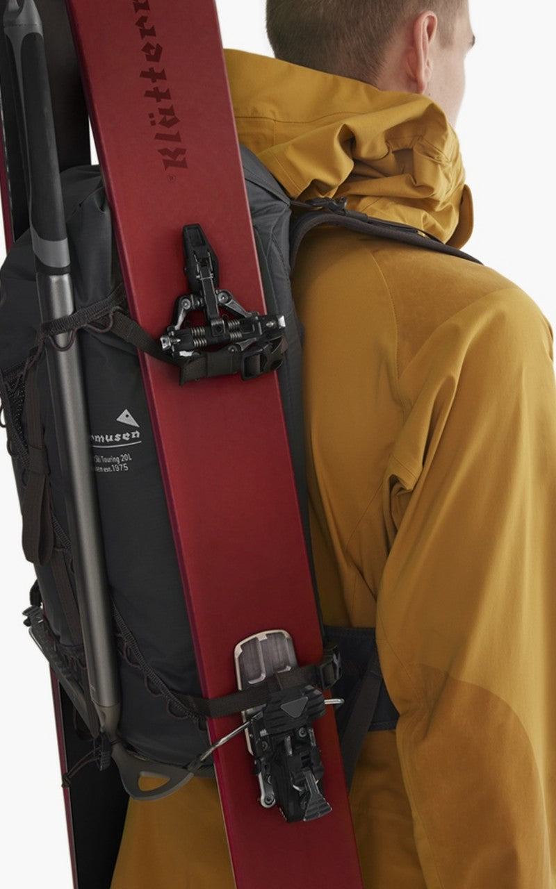 Klättermusen Ull 20L Backpack Raven