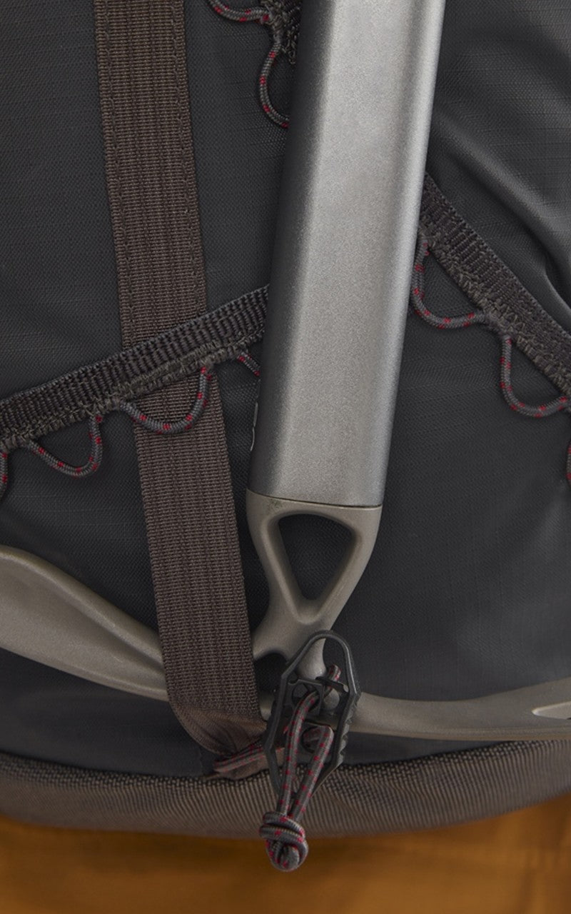 Klättermusen Ull 20L Backpack Raven