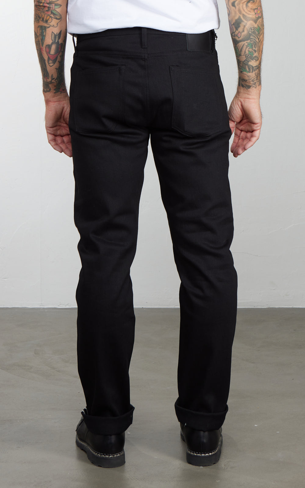 The Unbranded Brand UB444 Tight Fit Solid Black Stretch Selvedge Denim 11oz