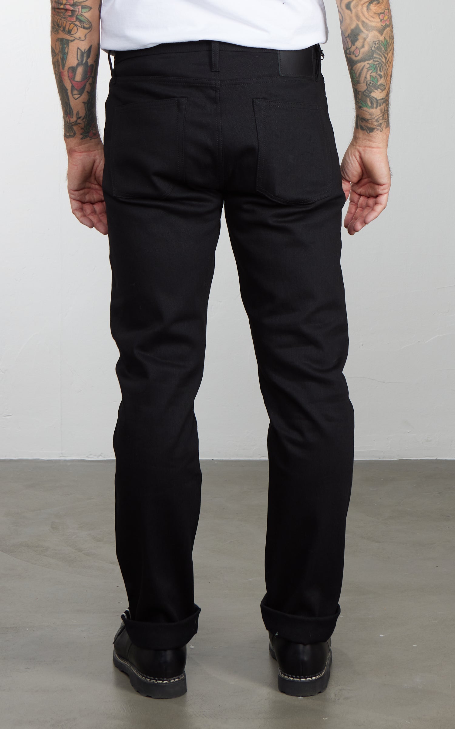 The Unbranded Brand UB444 Tight Fit Solid Black Stretch Selvedge Denim 11oz