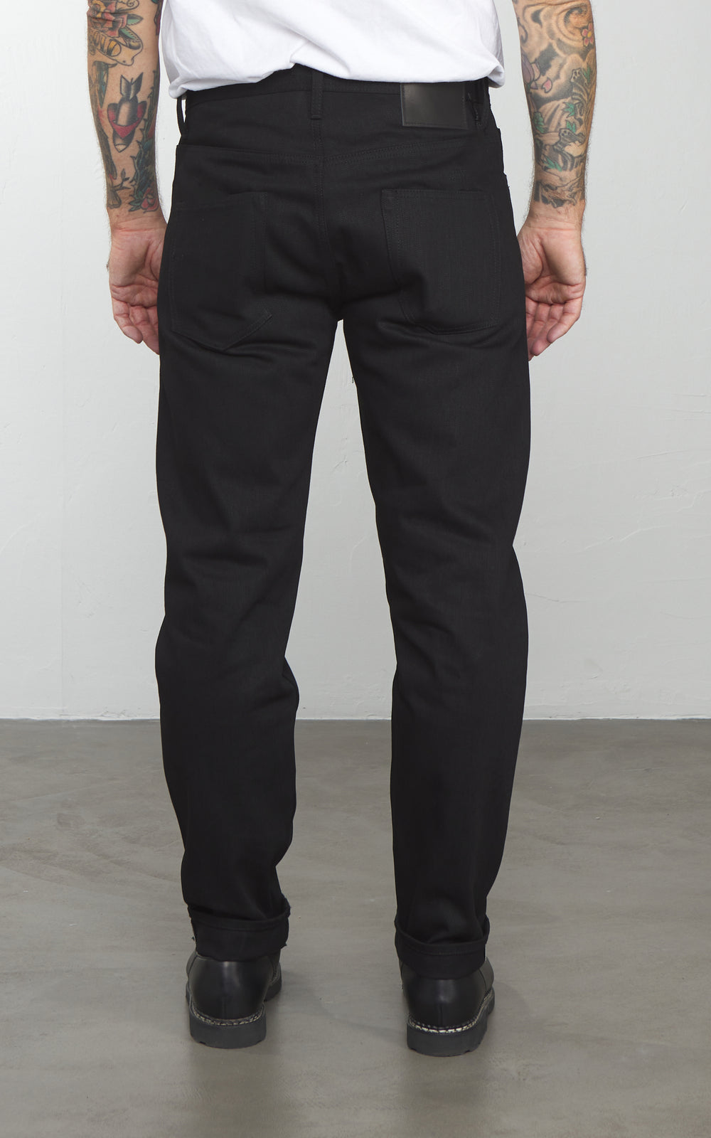 The Unbranded Brand UB648 Relax Tapered Fit Slubby Black Selvedge 14.5oz