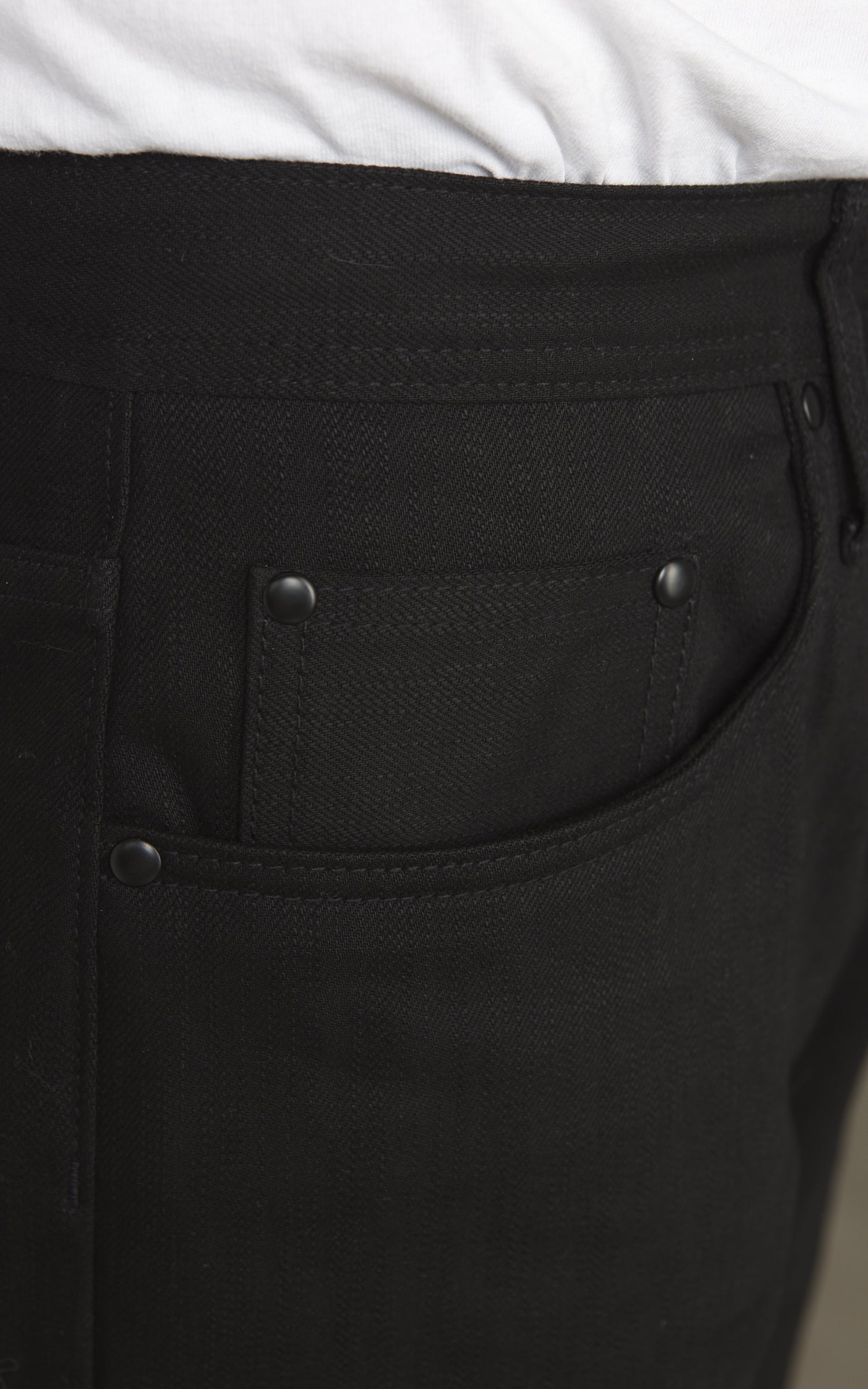 The Unbranded Brand UB748 Wide Fit Slubby Black Selvedge 14.5oz