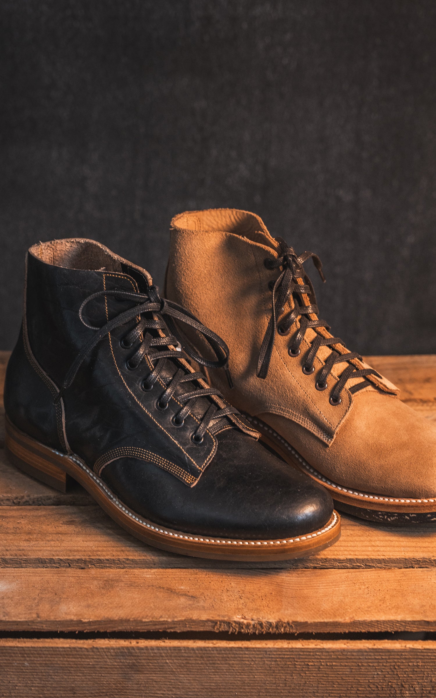 Unmarked Boondocker Boots Kakhi Rought Out