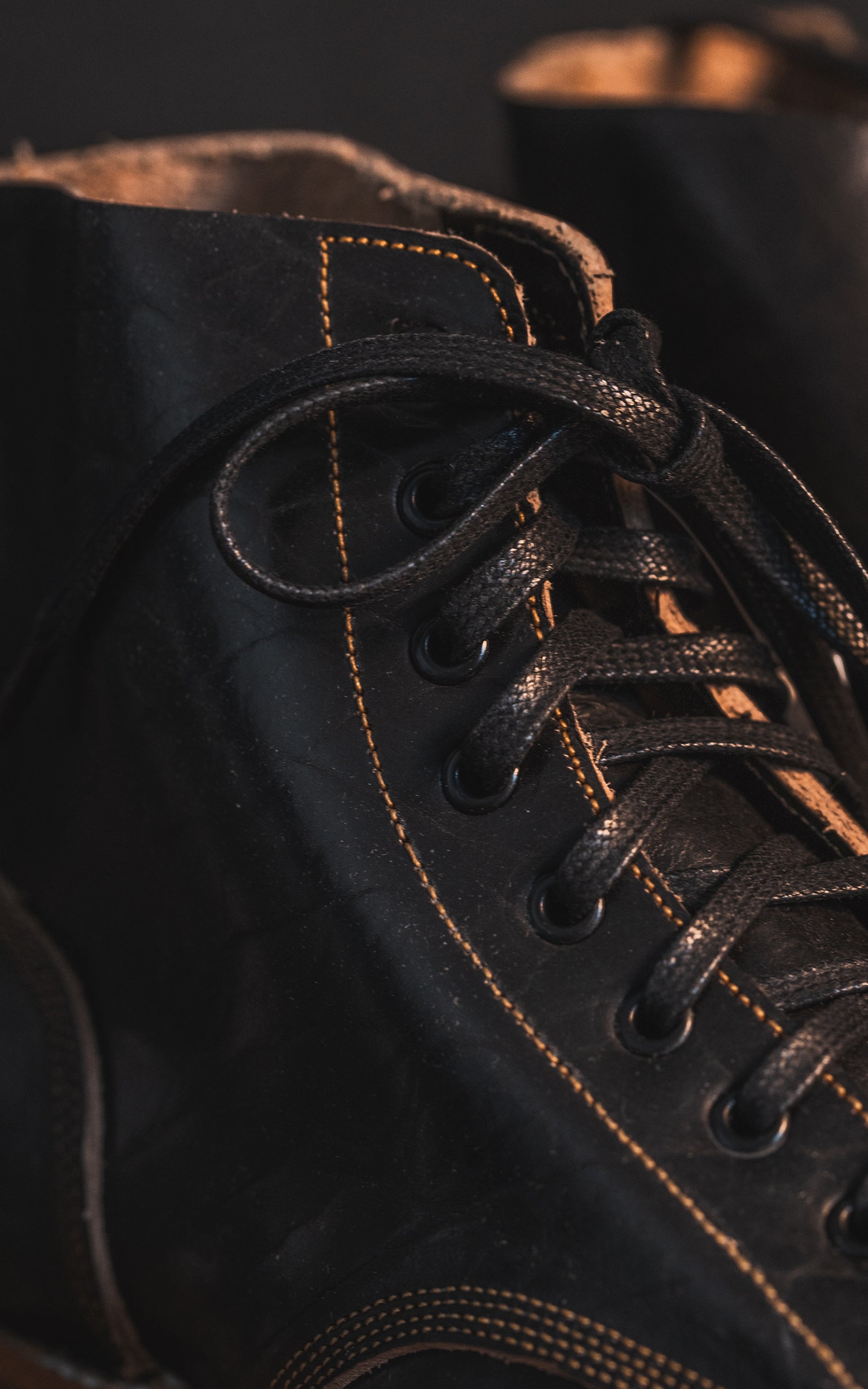 Unmarked Boondocker Boots Almost Antique Black Bison