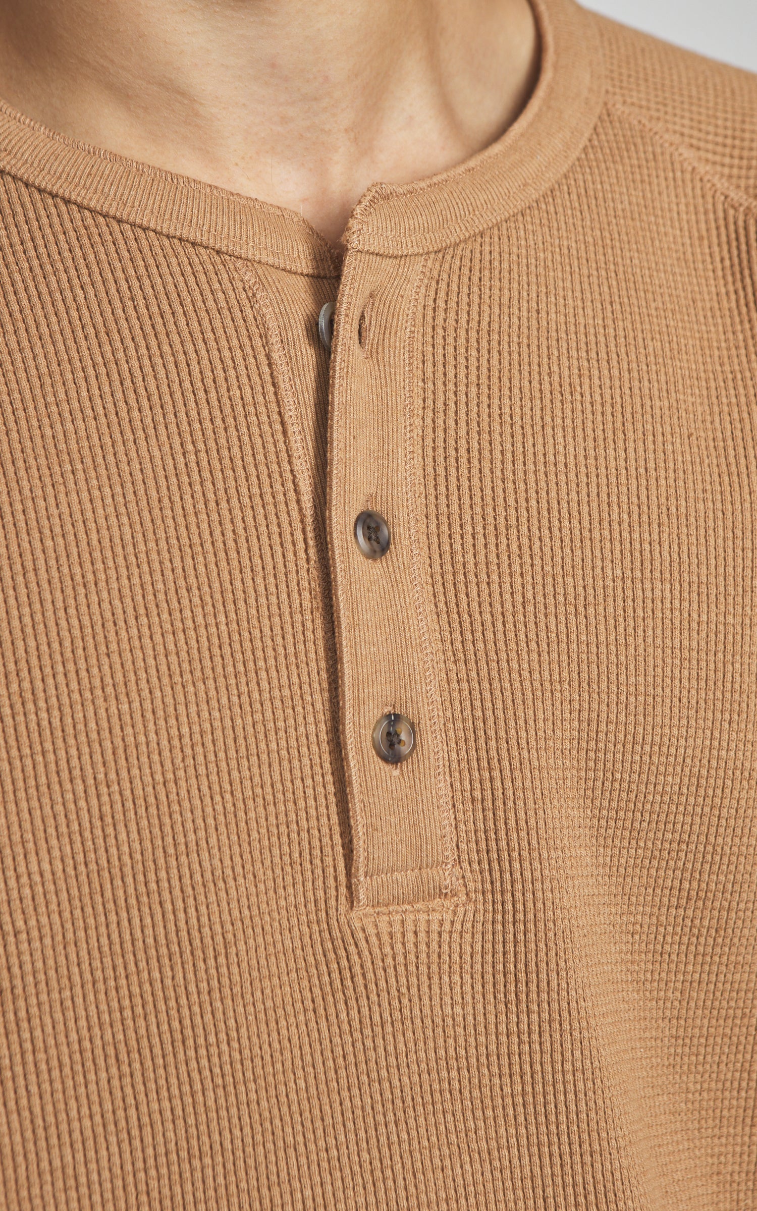 Wonder Looper Henley Foxfibre® Heavyweight Waffle Coyote 70 Brown