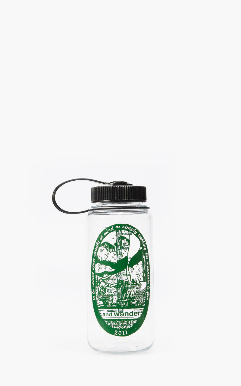 and wander x Nalgene 0.5 Tritan Green