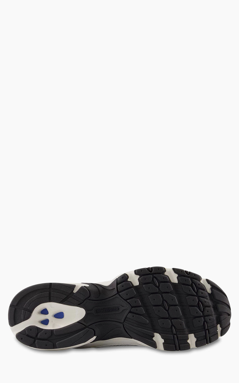 New Balance MR530 TC White/Light Gold Metallic