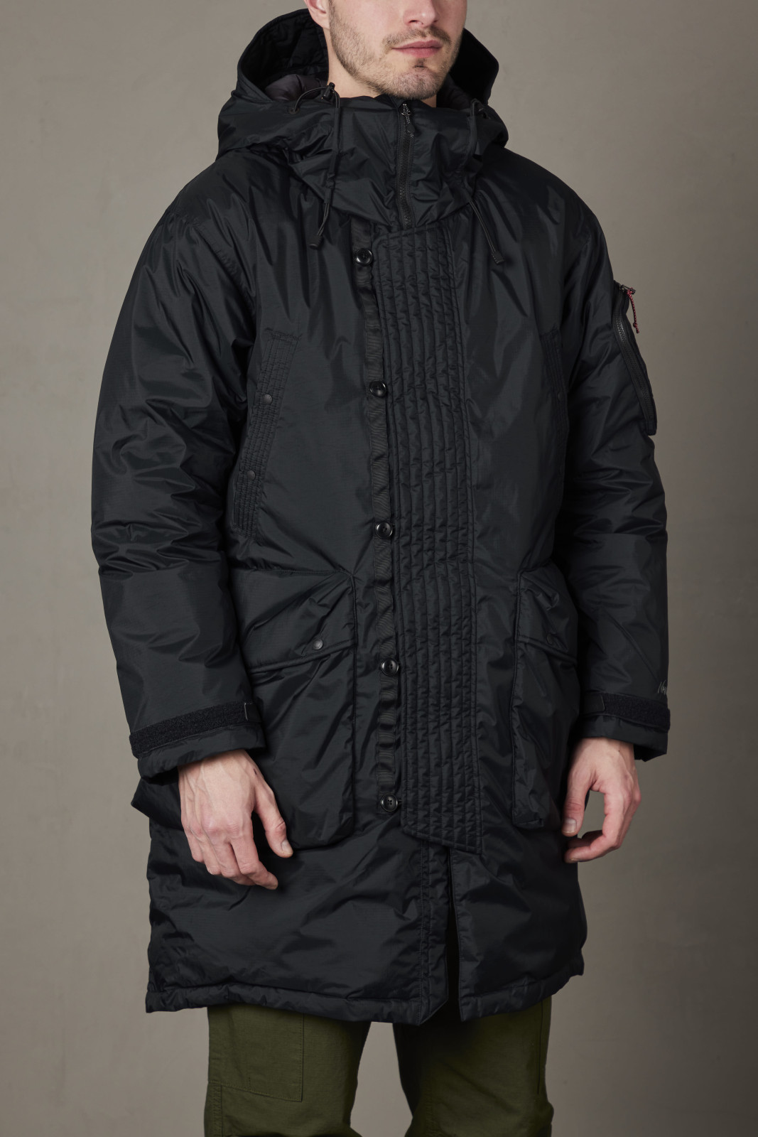 Nanga Aurora Down Field Half Coat Black | Cultizm