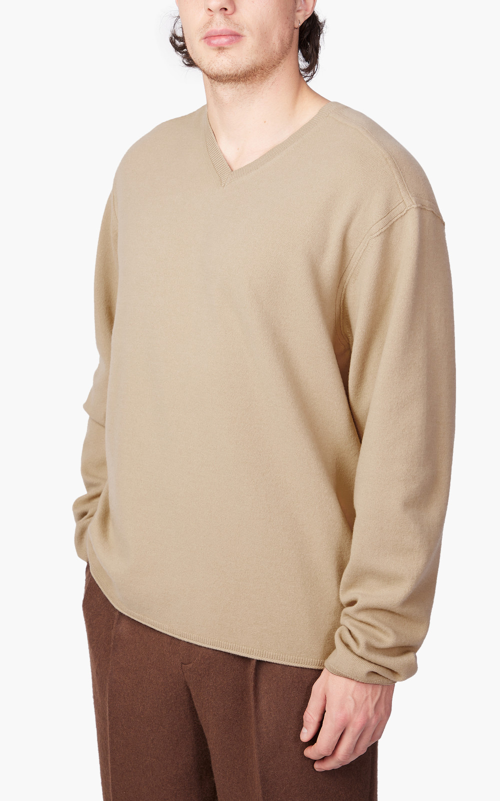 Auralee Felted Wool Knit V-Neck Pullover Beige | Cultizm