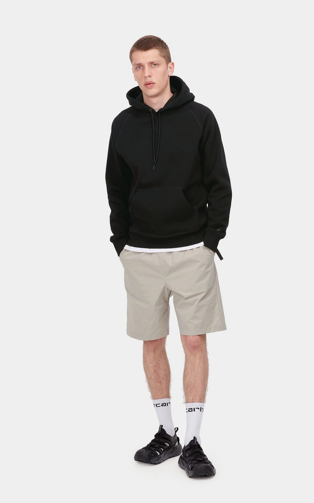 carhartt wip hooded chase sweat black