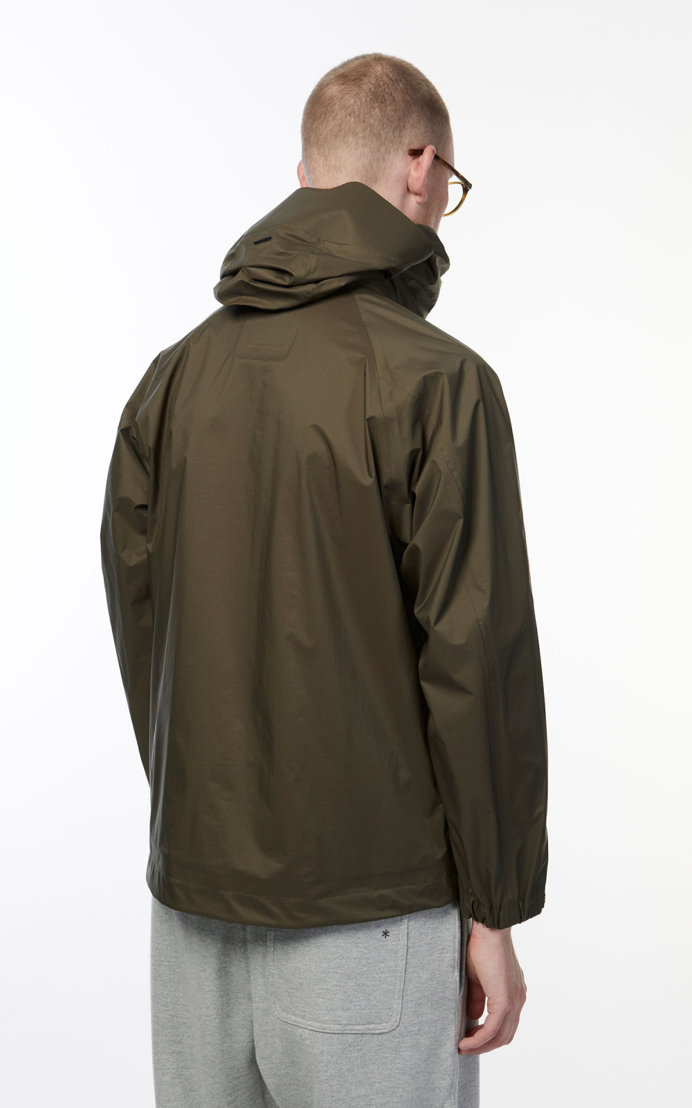 Snow Peak 2.5L Rain Jacket Olive | Cultizm