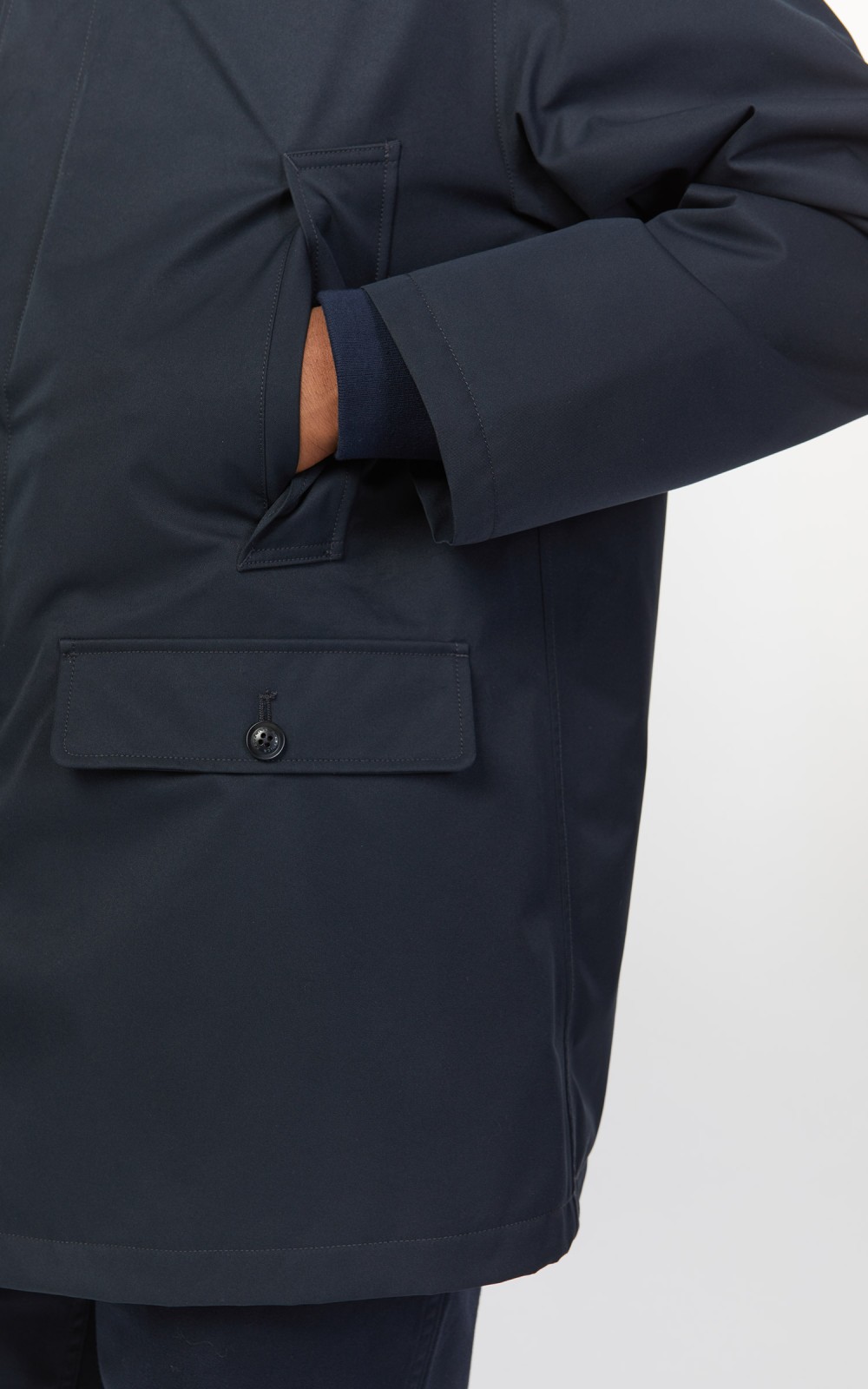 Nanamica 2L GORE-TEX Short Soutien Collar Coat Navy | Cultizm